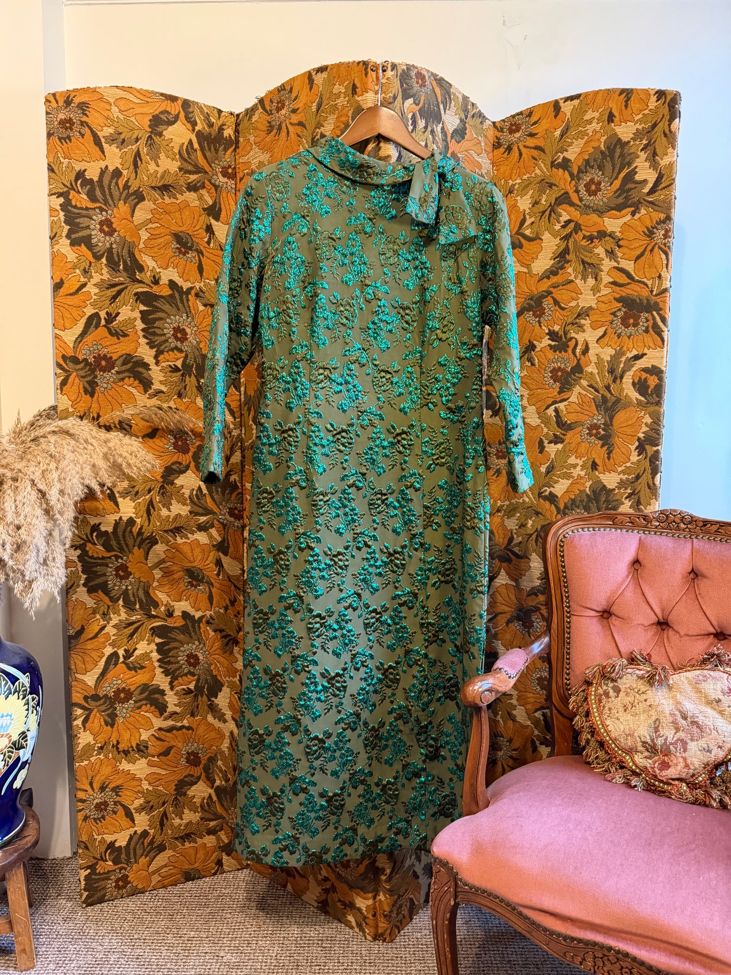 Vintage 1960s Floral Green Jacquard Column Dress - Size Medium