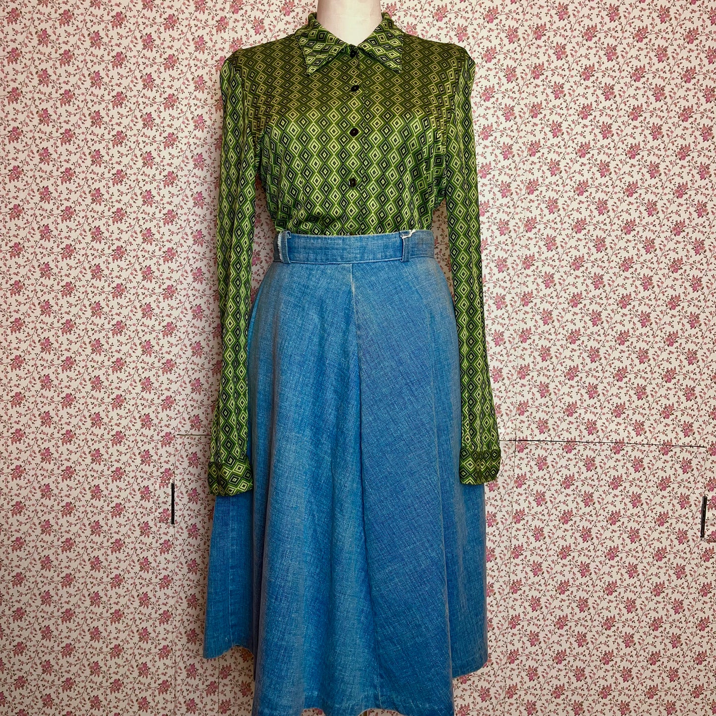 Vintage 1970s A-Line Denim Skater Skirt