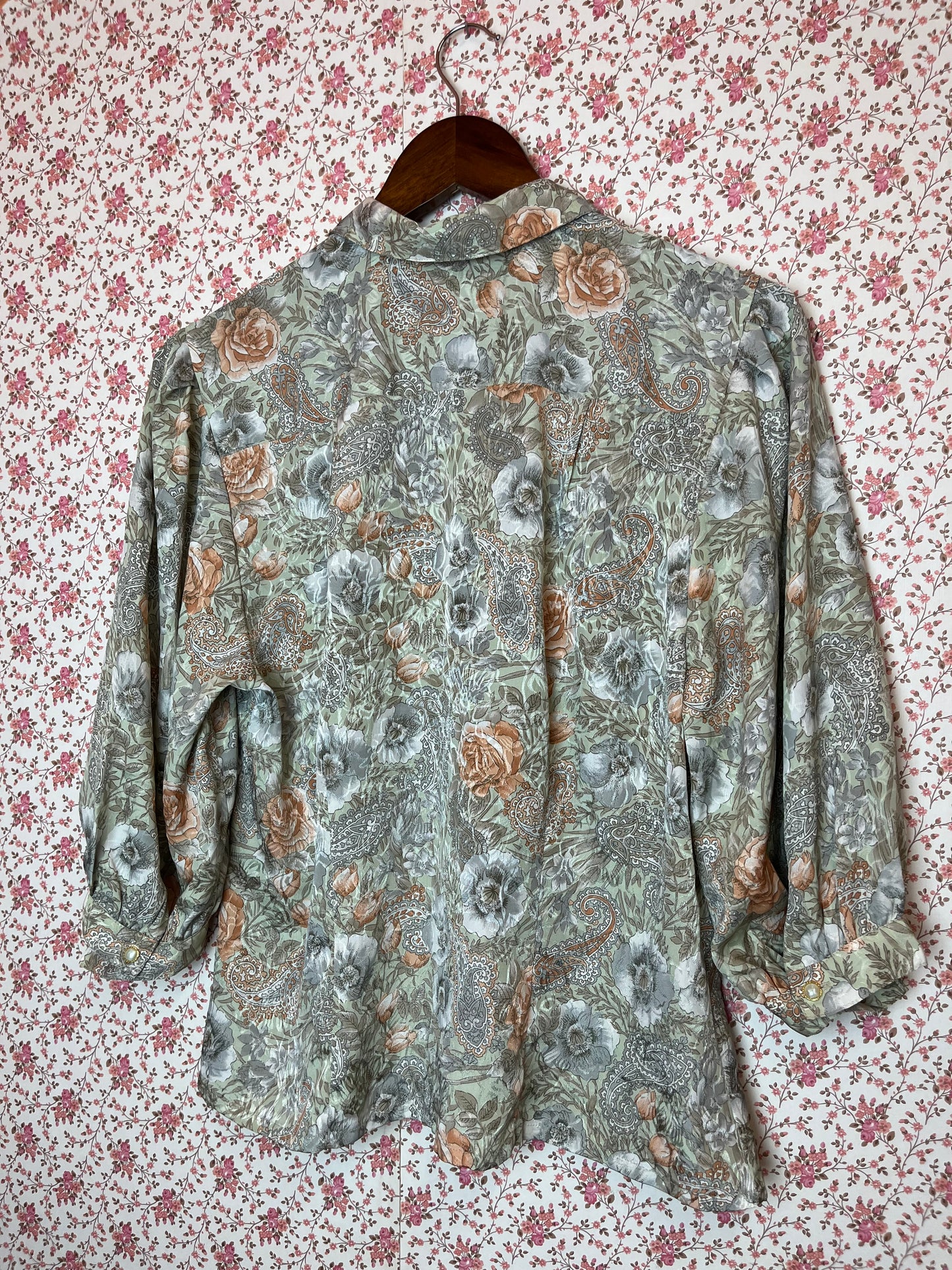 Vintage 1960s Floral Satin Half Sleeve Shirt
