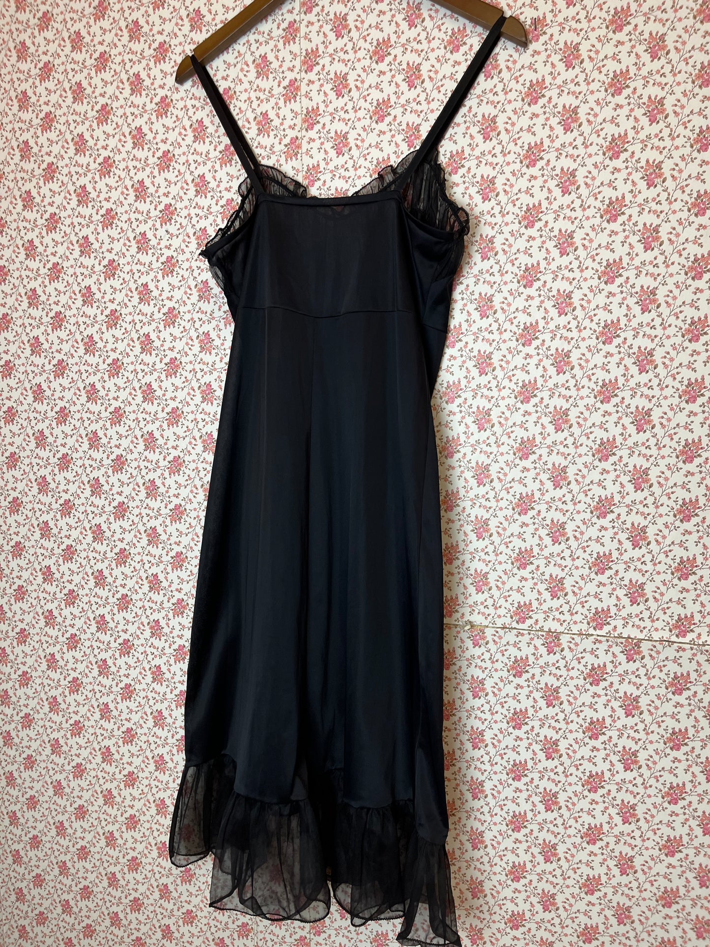 Vintage 1950s Black Frilled Negligee