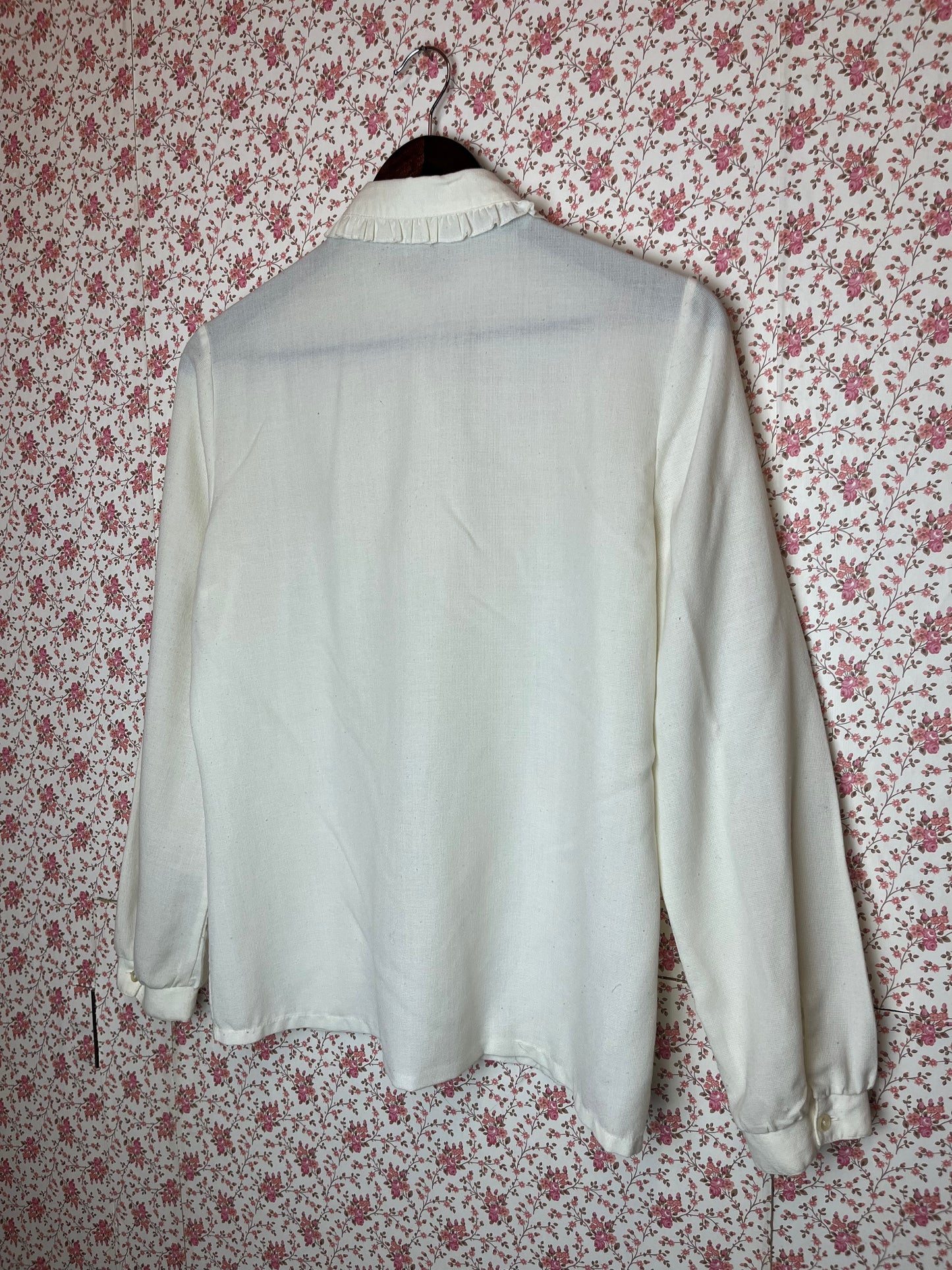 Vintage 1960s Peter Pan Woven Cream Shirt