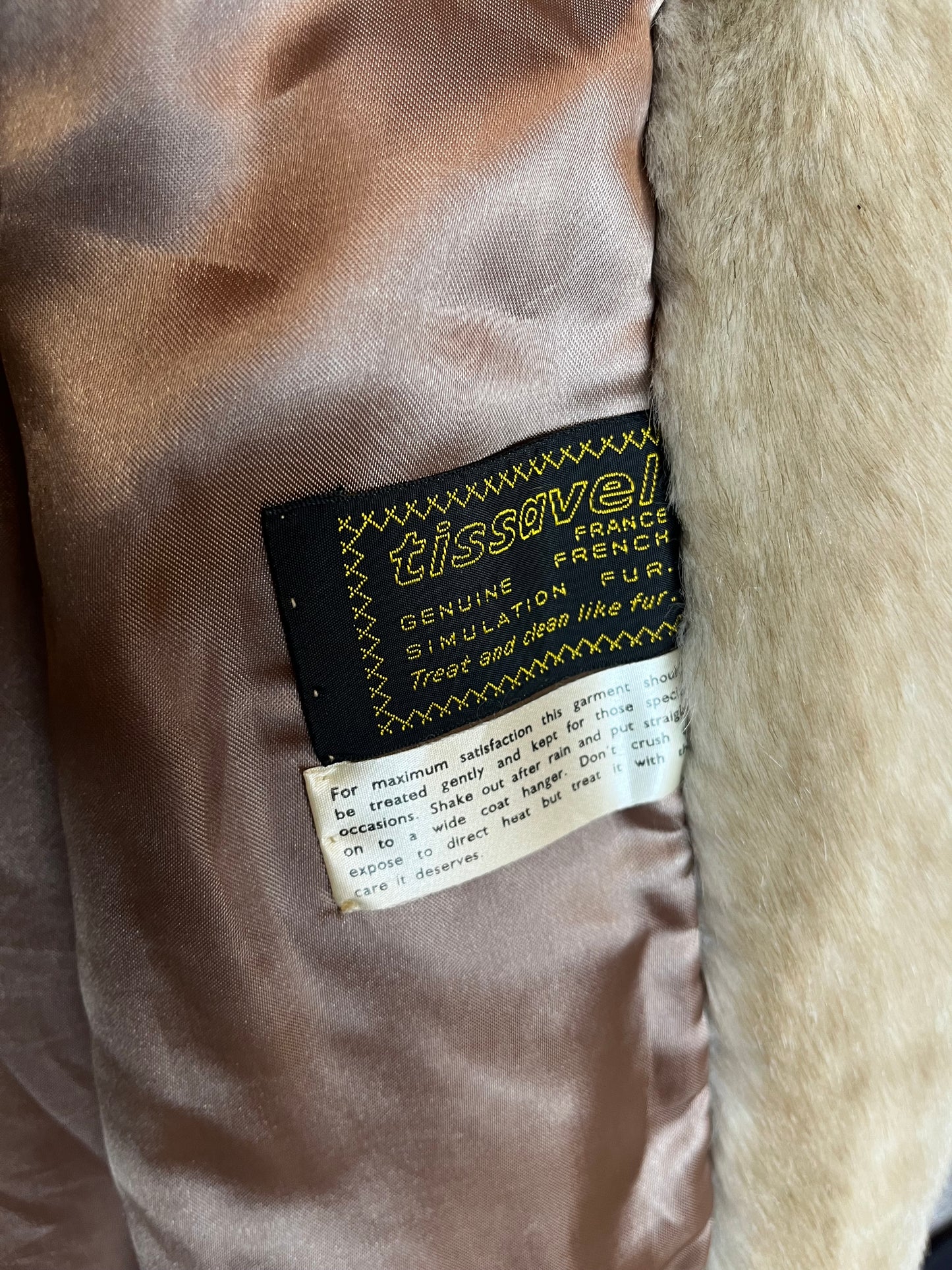 Vintage 1970s Tissavel Faux Fur Dark Blonde Short Coat