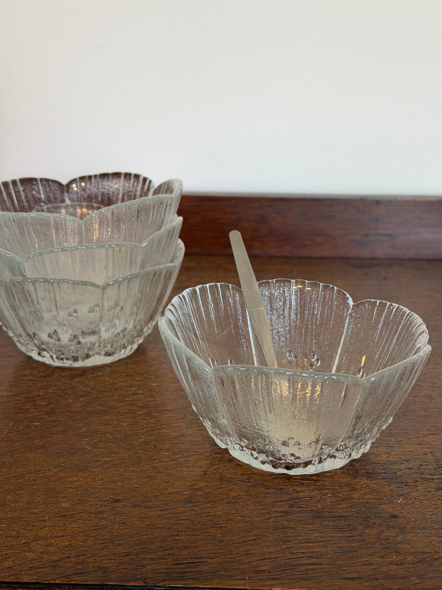 Set of 4 Vintage Frosted Petal Glass Dessert Bowls