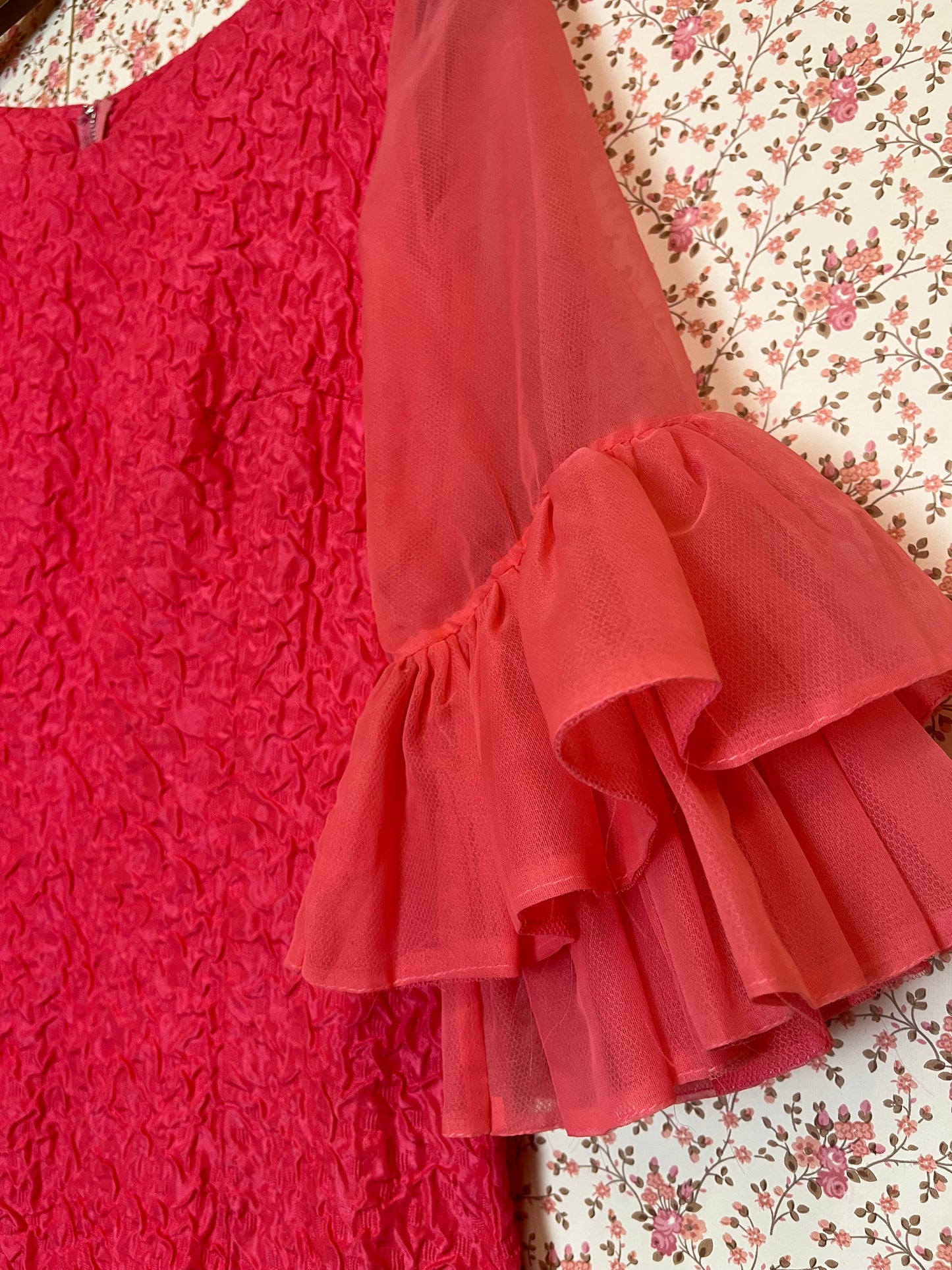 Vintage 1960s Handmade Textured Wiggle Dress
