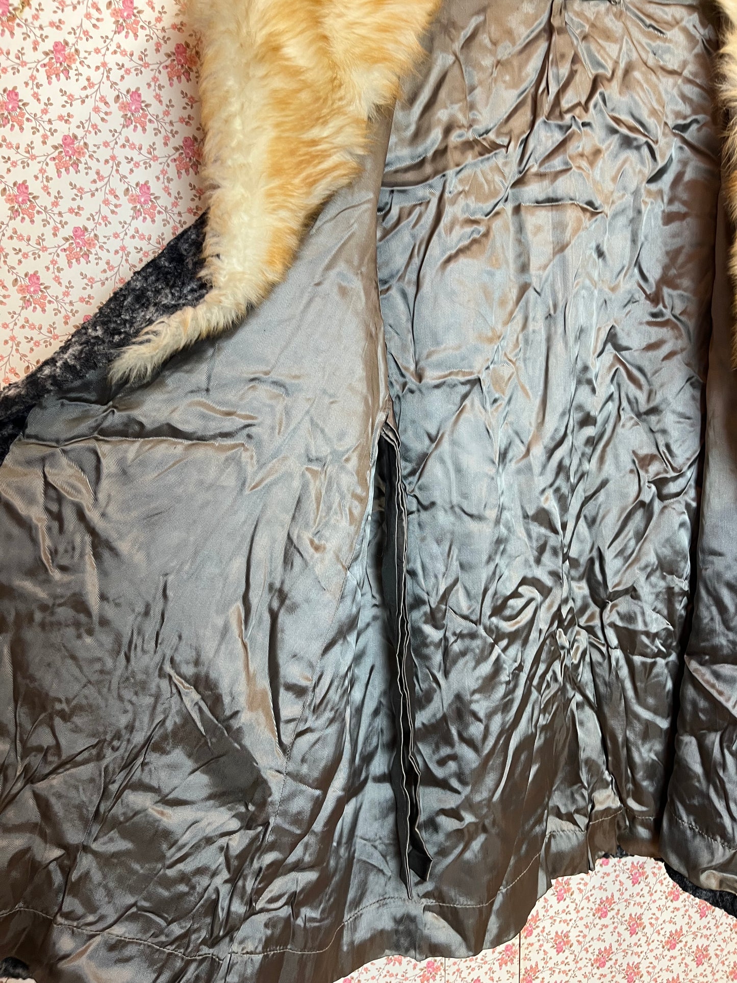 Vintage 1970s Faux Fur Collared Coat