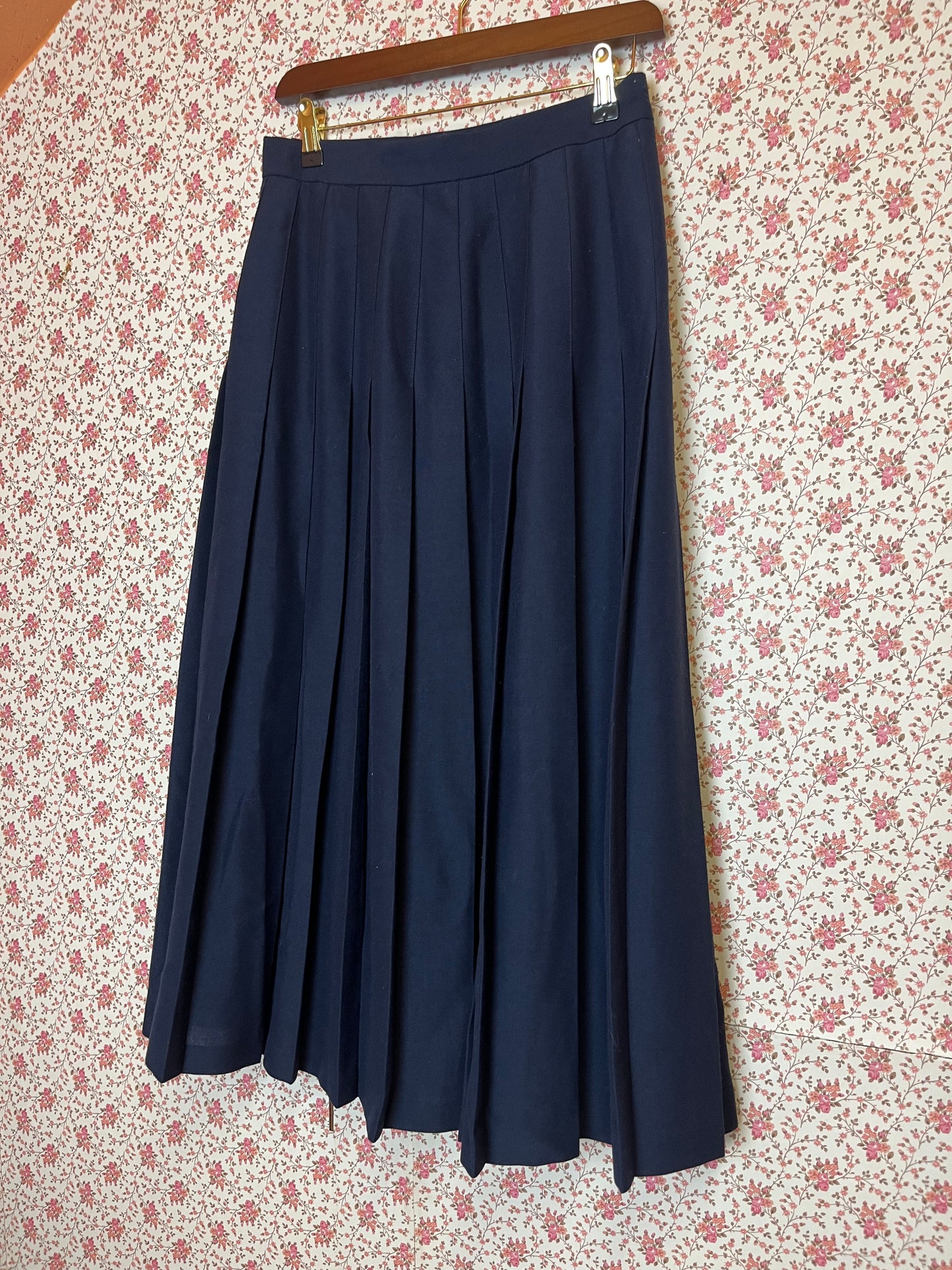Vintage Navy Pleated Midi Skirt