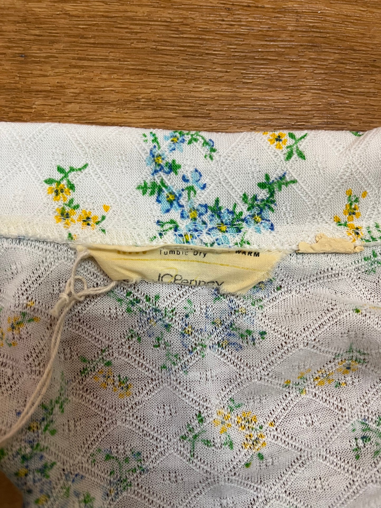 Vintage 1970s JC Penney Floral Shirt