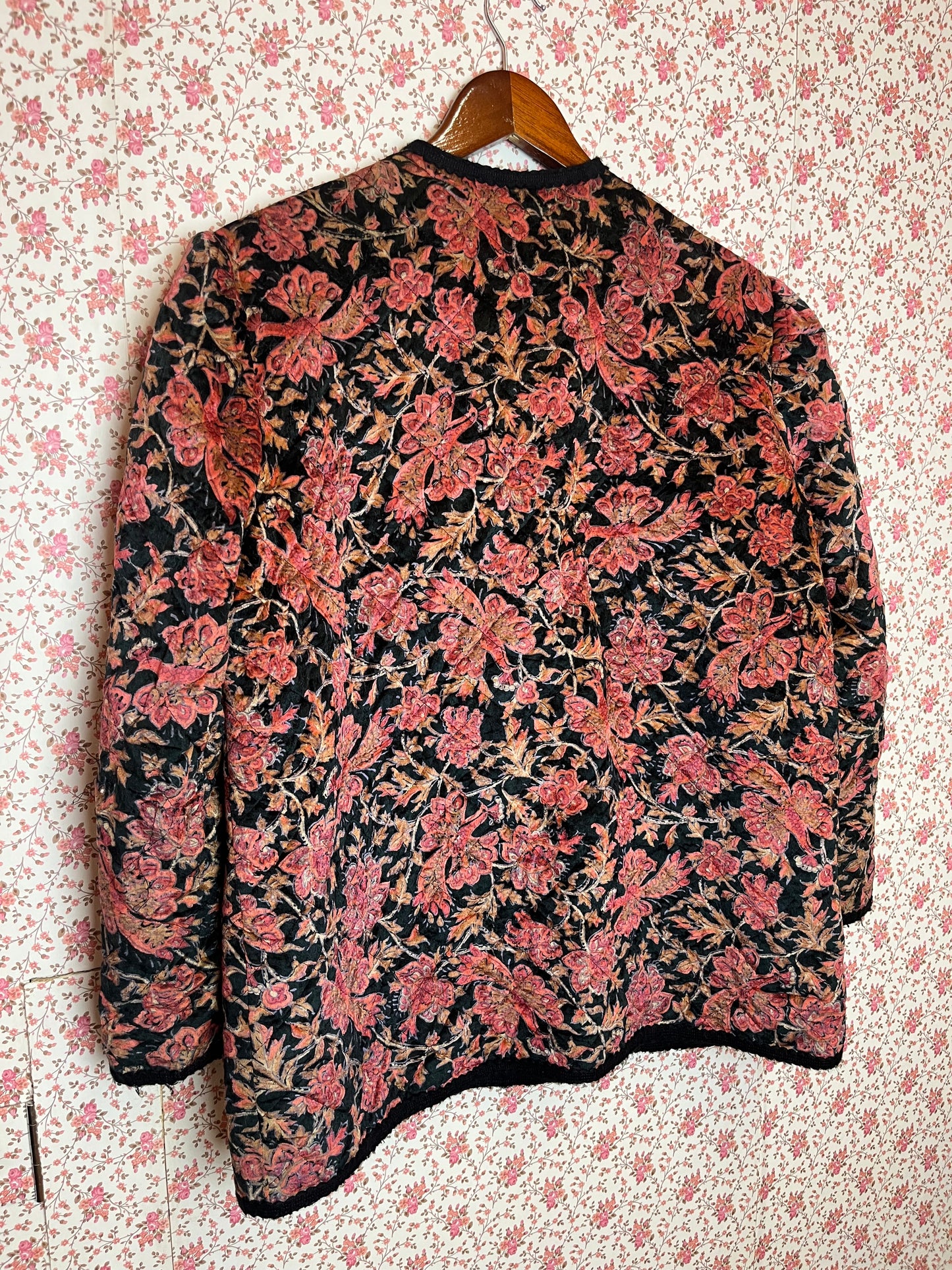 Vintage 1980s Pink & Black Floral Quilted Jacket