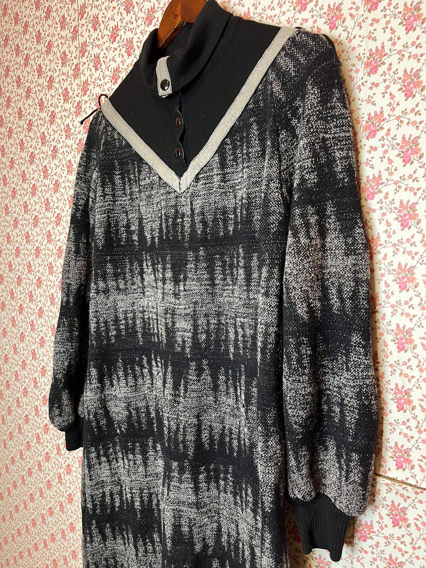 Vintage 1980s Grey and Black Jersey Roll Neck Midi Jumper Dress
