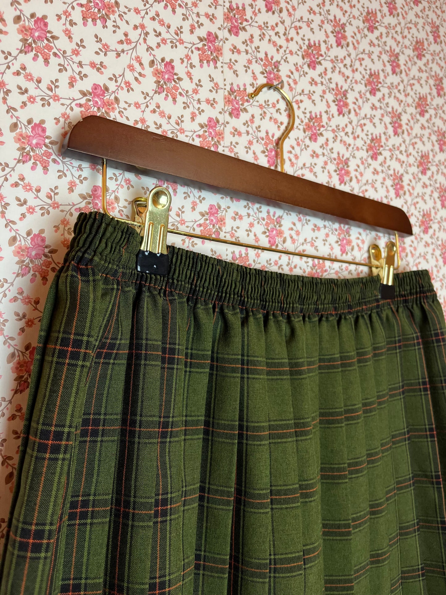 Vintage 1970s Green Checked Pleated Midi Skirt