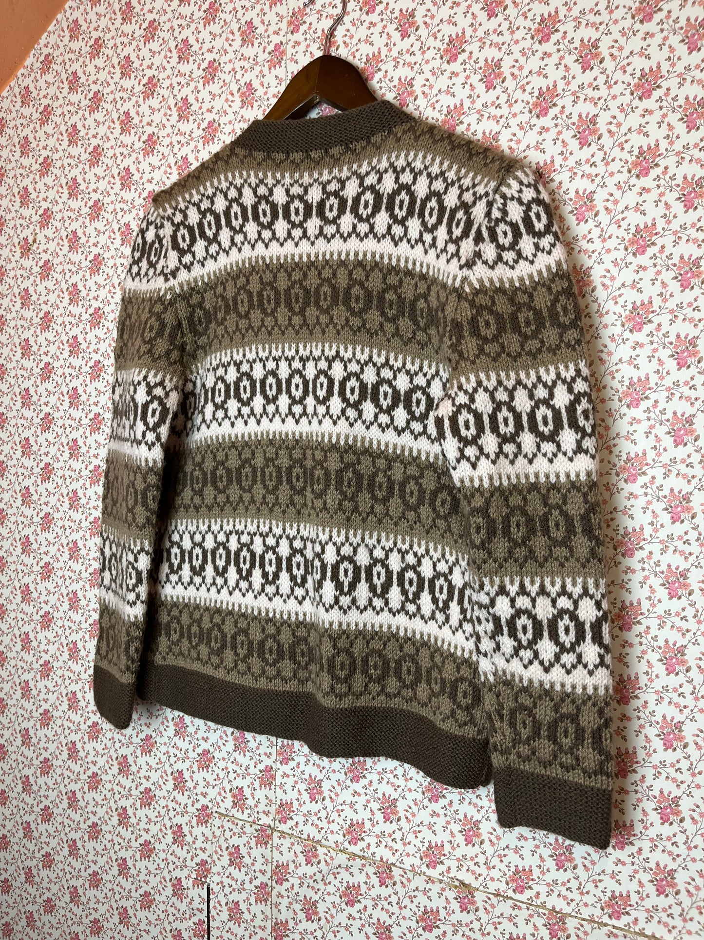 Vintage Hand Made Nordic Style Knitted Cardigan