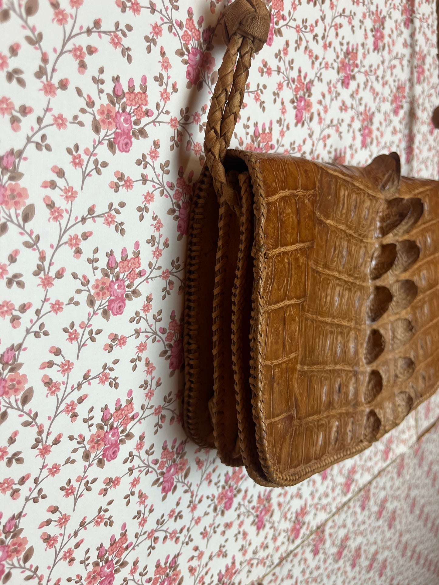 Vintage 1950s Full Crocodile Hornback Envelope Shoulder Bag