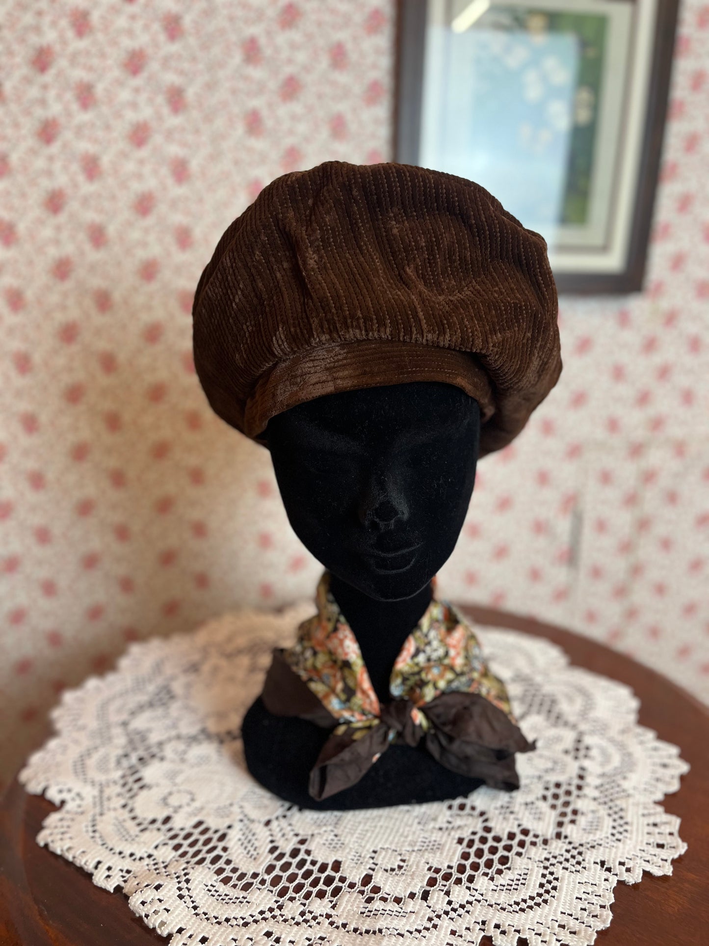 Vintage 1960s Brown Cord Beret