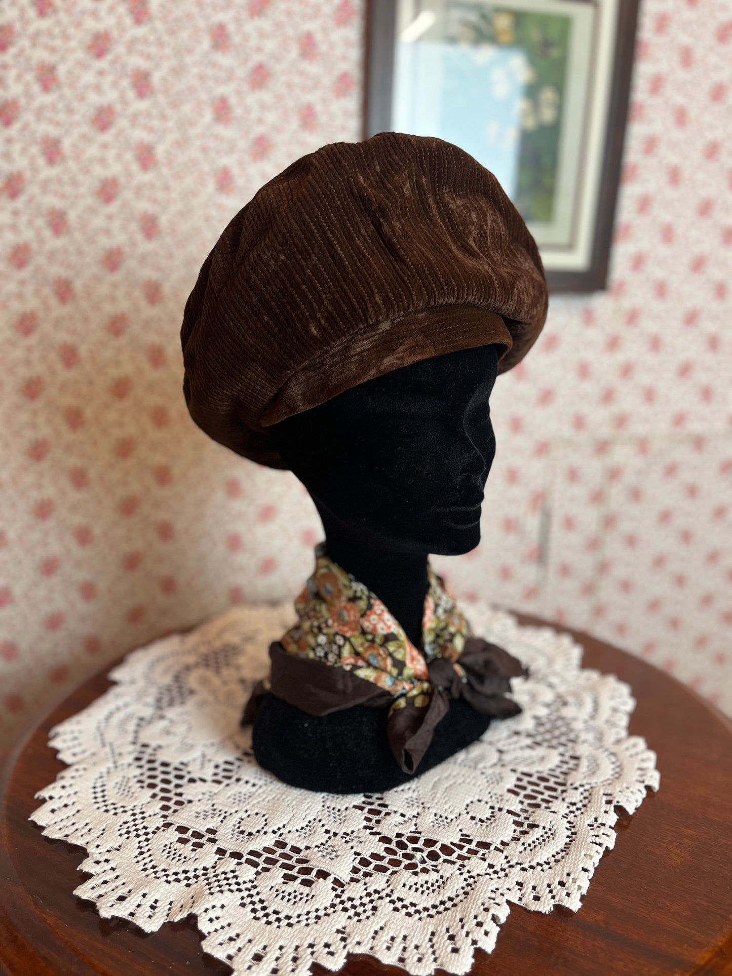 Vintage 1960s Brown Cord Beret