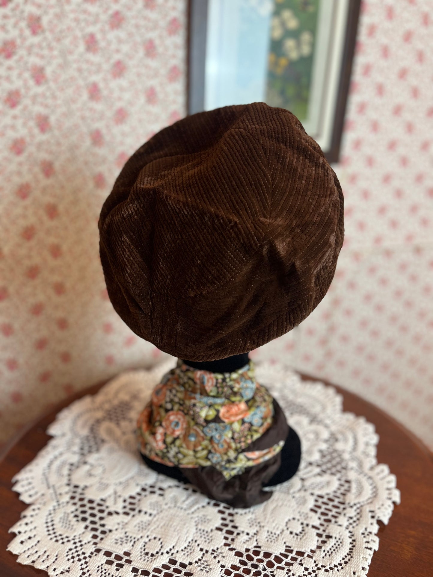 Vintage 1960s Brown Cord Beret