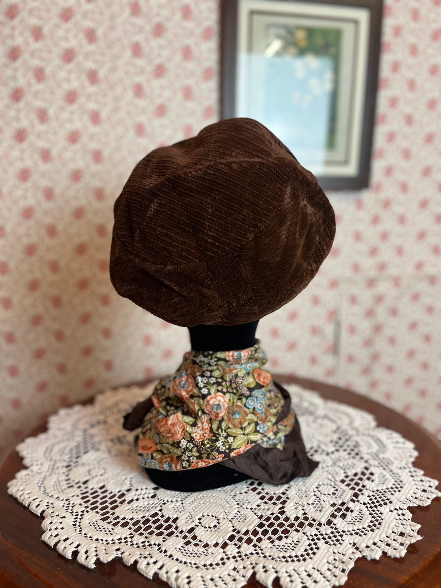 Vintage 1960s Brown Cord Beret