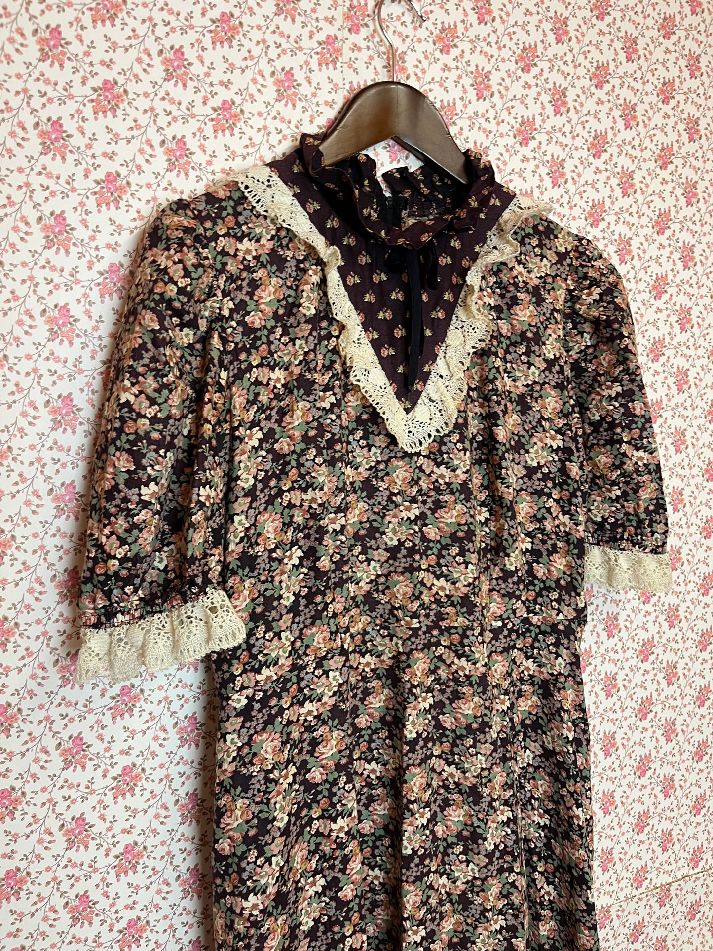 Vintage 1970s Victoriana High Neck Prairie Dress