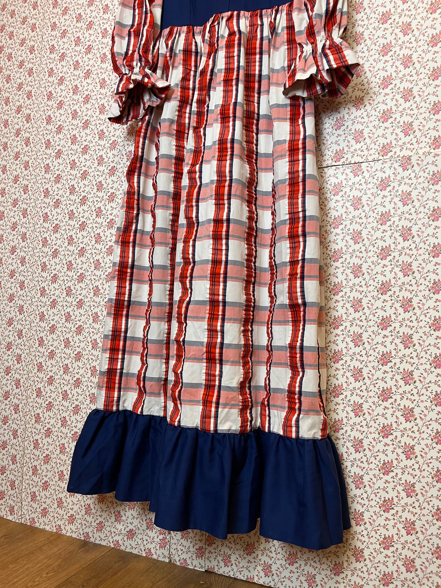 Vintage 1970s Hand Made Checked Long Sleeve Maxi Prairie Dress