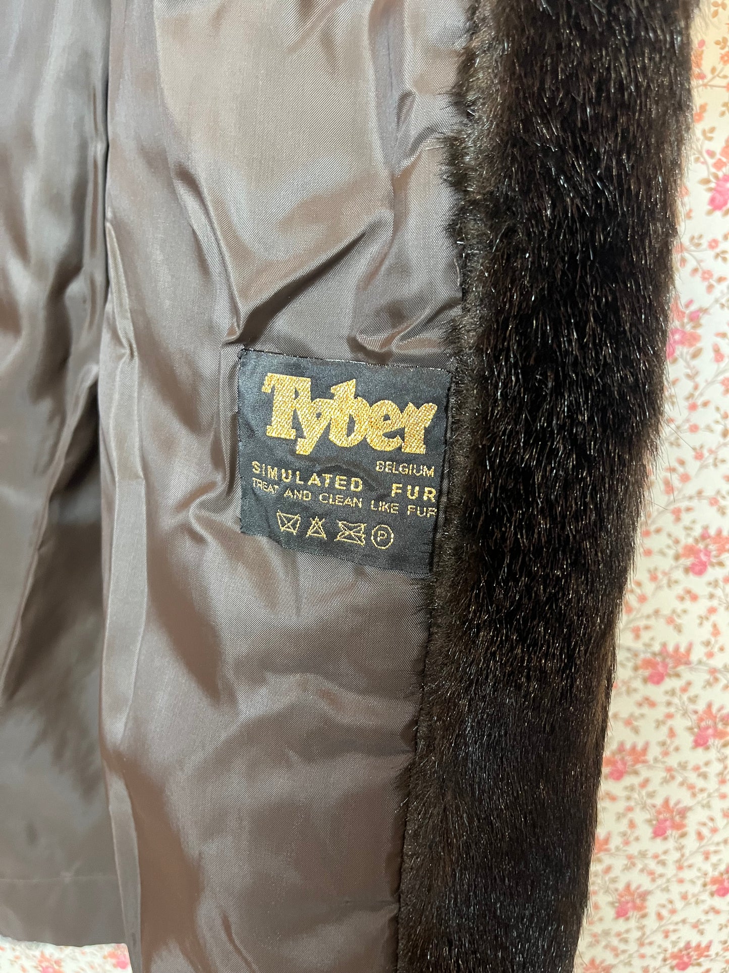 Vintage 1970s Black Faux Fur Short Jacket