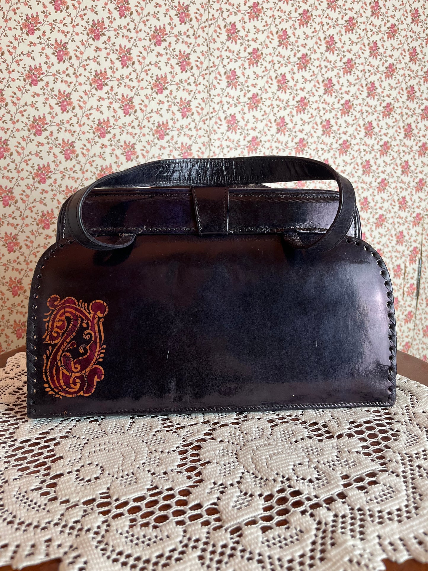 Vintage 1970s Purple Leather Bound Handbag