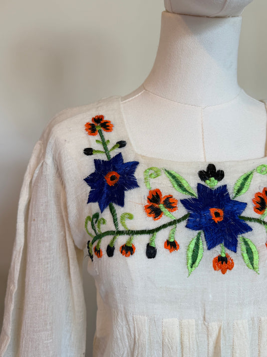 Vintage 1970s Embroidered Cotton Floral Peasant Blouse - Size Medium
