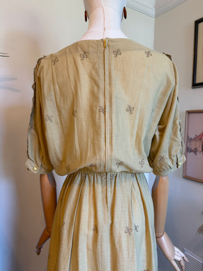 Vintage 1950s Cotton Broderie Anglaise Painted Tea Dress - Size Small/Medium