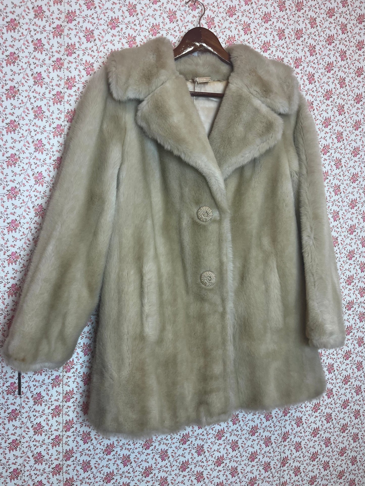 Vintage 1960s Tissavel Champagne Faux Fur Short Coat