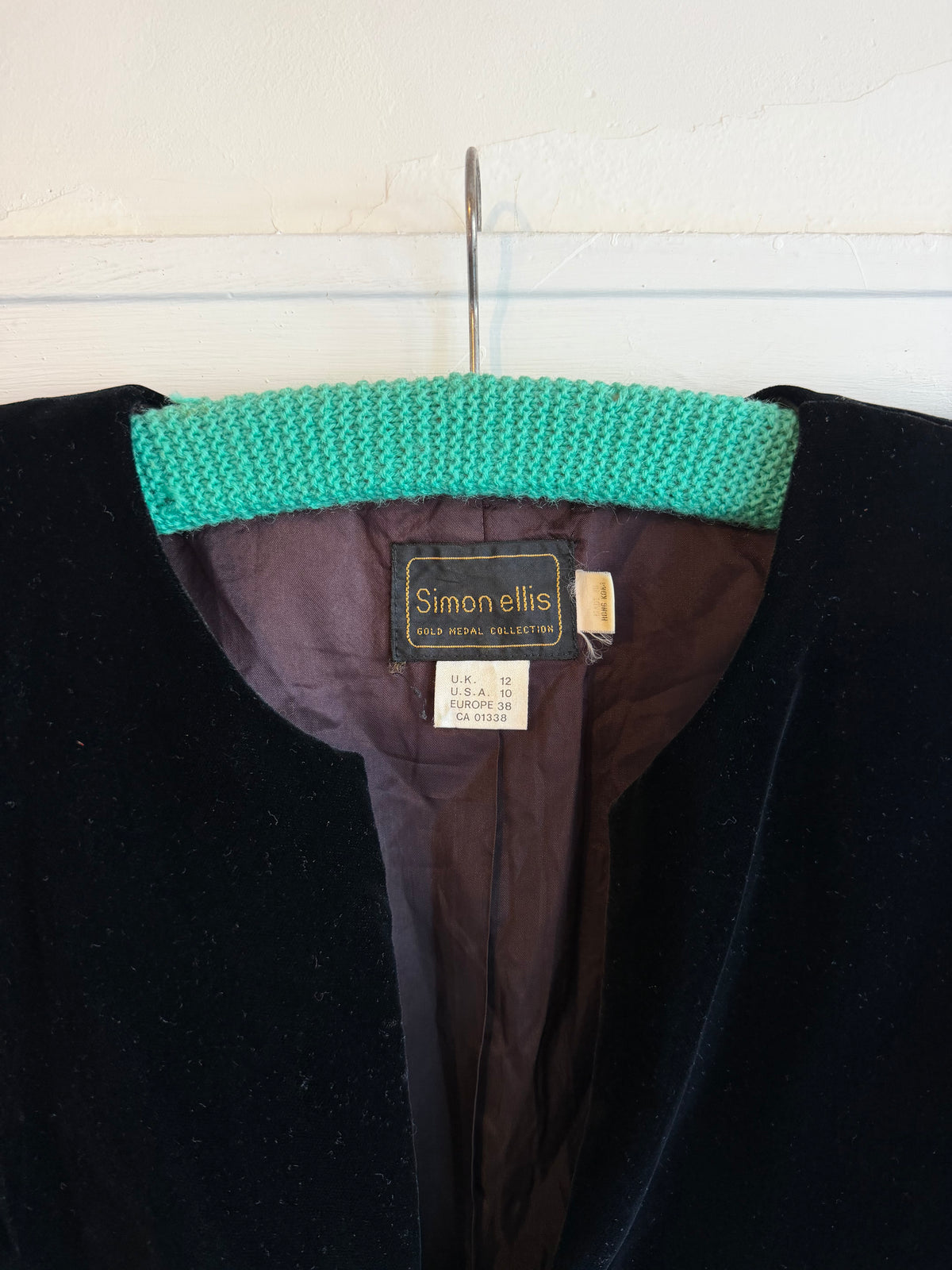 Vintage 1980s Black Velvet Green Floral Jacket - Size Medium