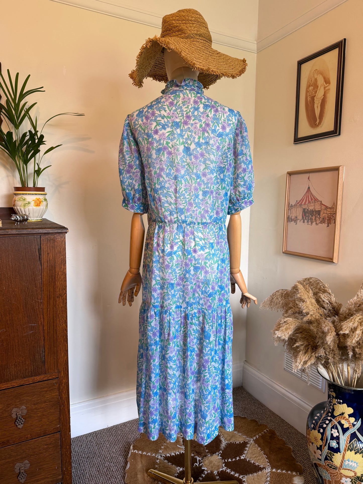Vintage 1970s Cotton Lawn Floral Tiered Dress - Size Large