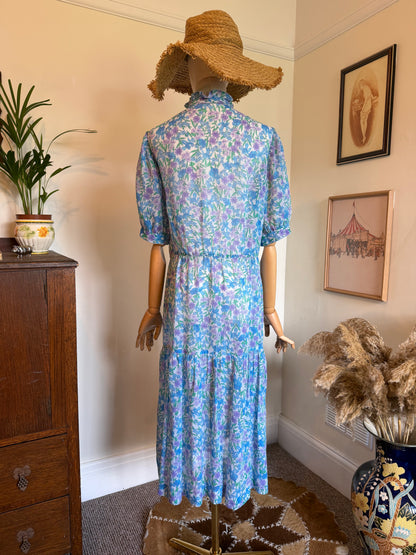 Vintage 1970s Cotton Lawn Floral Tiered Dress - Size Large
