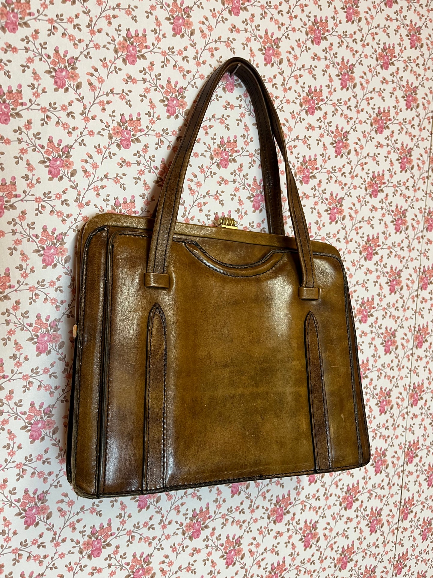 Vintage 1940s Brown Leather Handbag