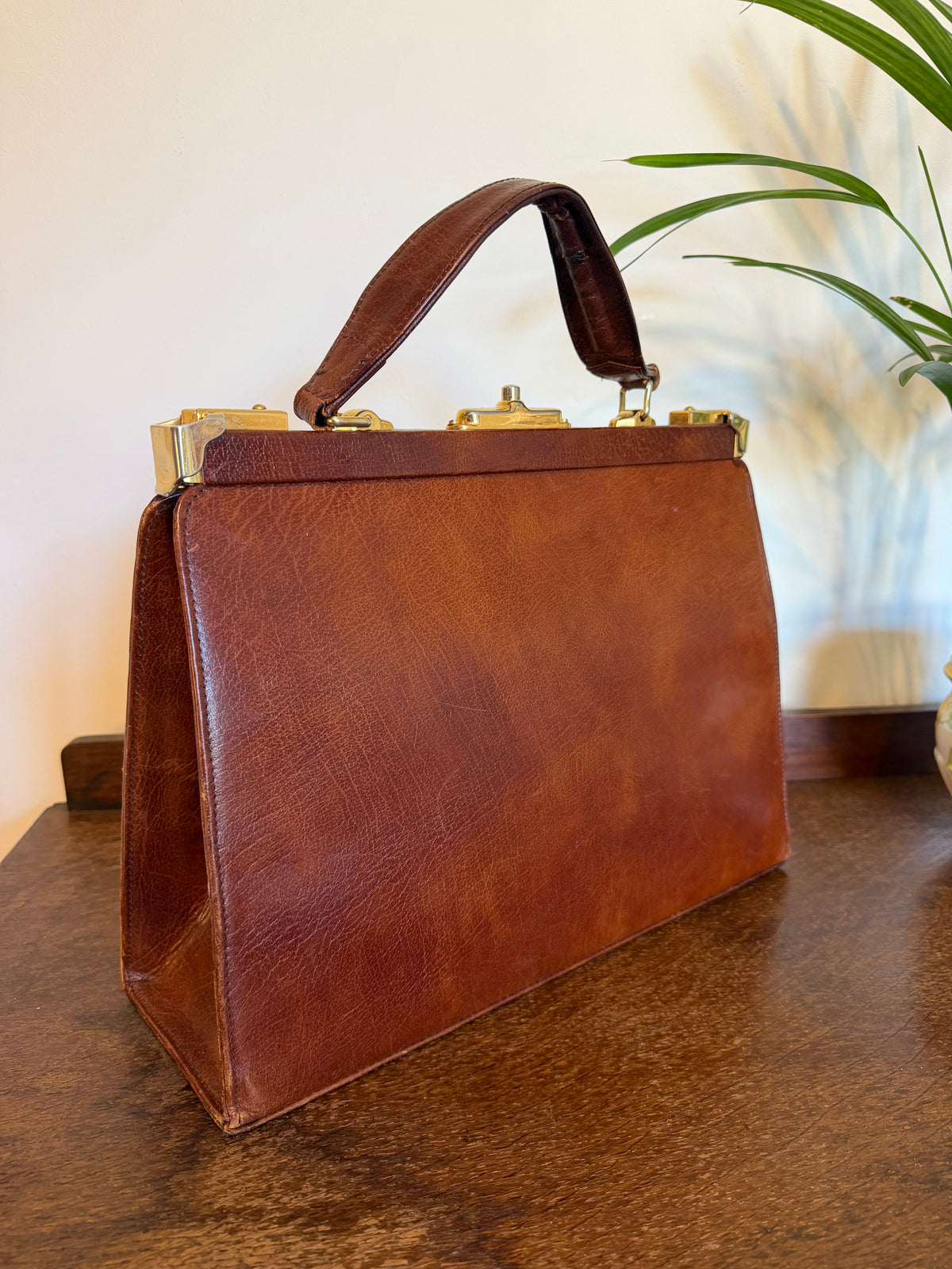 Vintage 1960s Brown Leather Structured Doctor Bag
