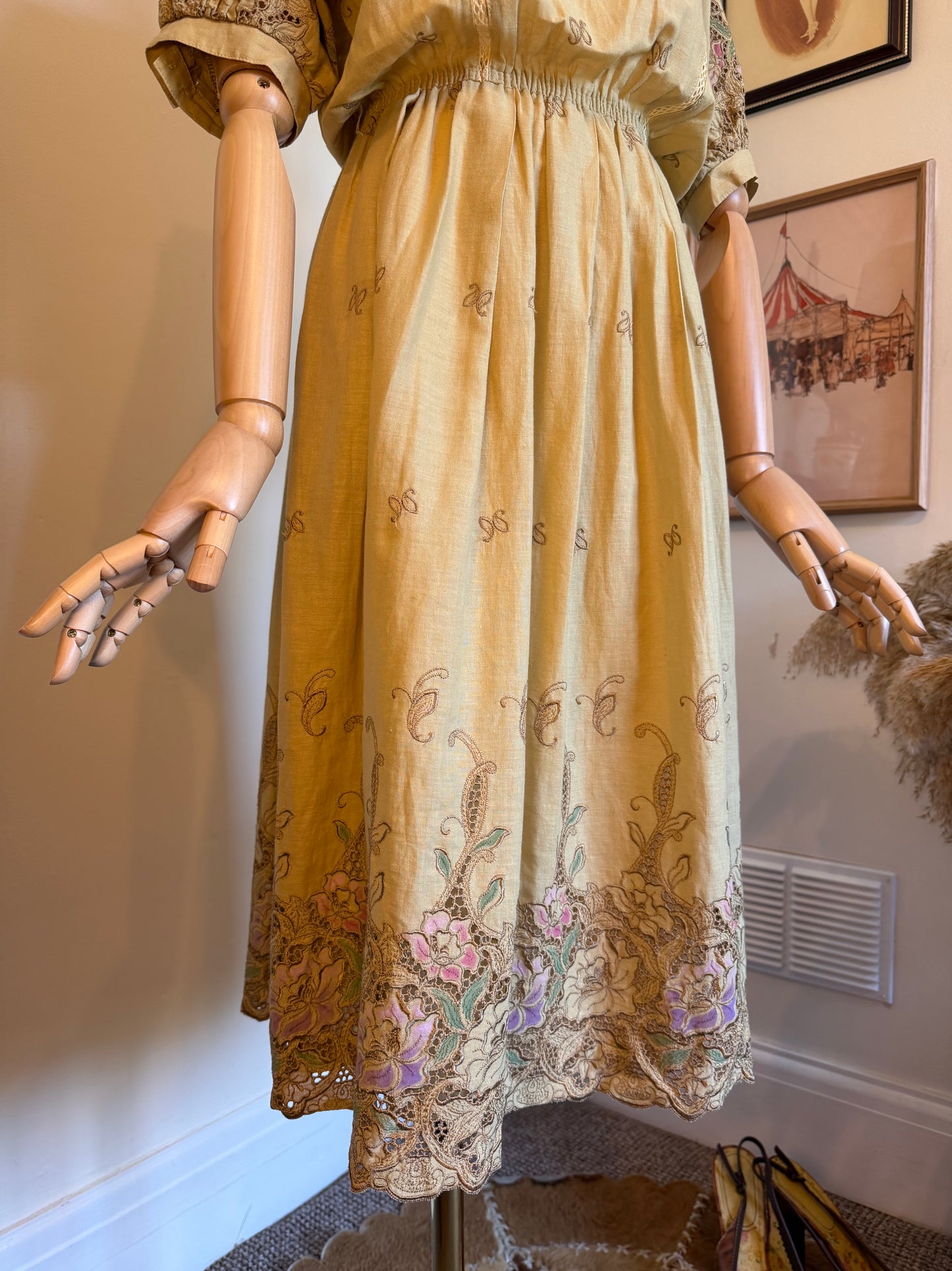 Vintage 1950s Cotton Broderie Anglaise Painted Tea Dress - Size Small/Medium