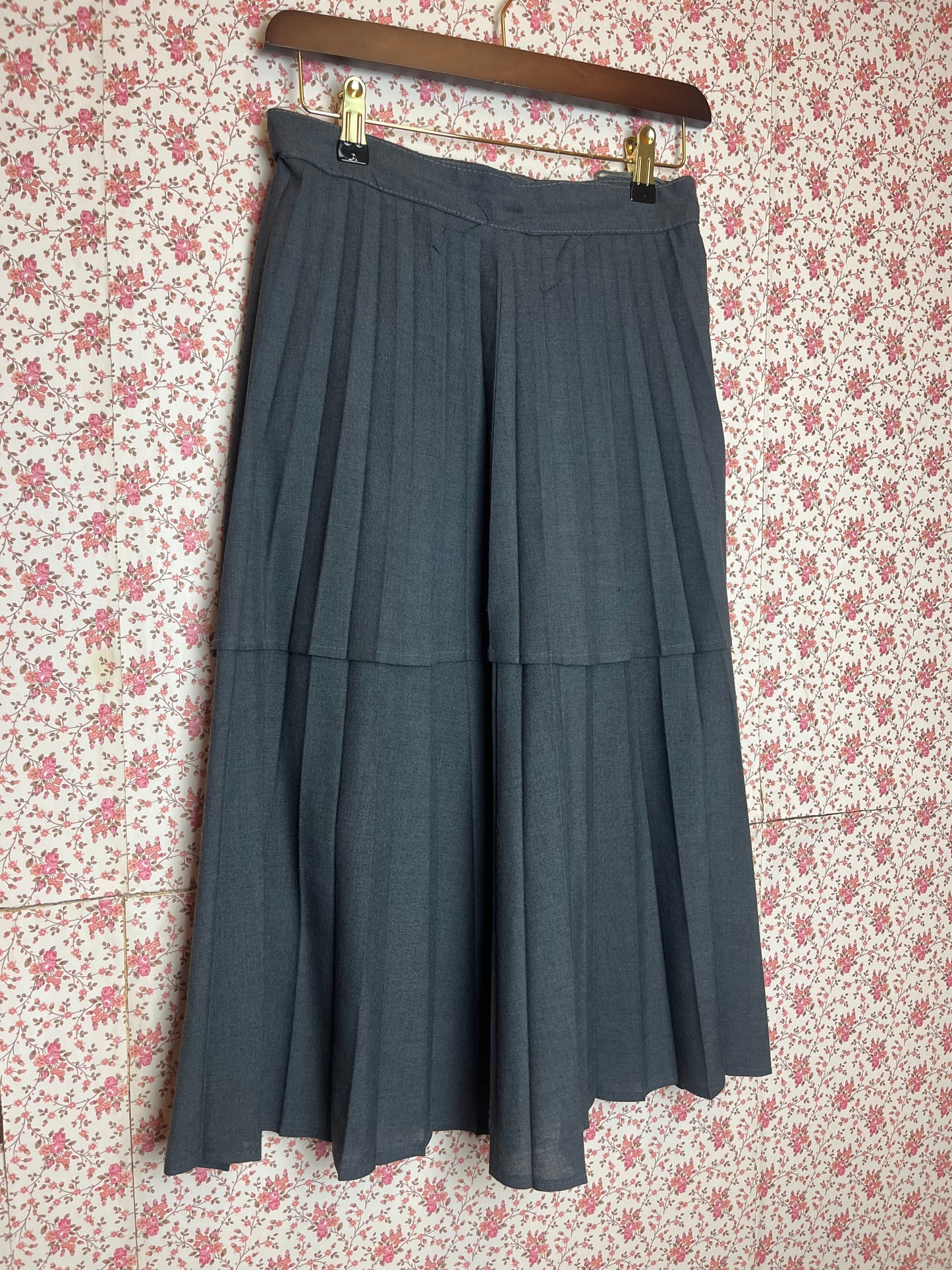 Vintage 1970s Grey Layered Pleated Wrap Midi Skirt