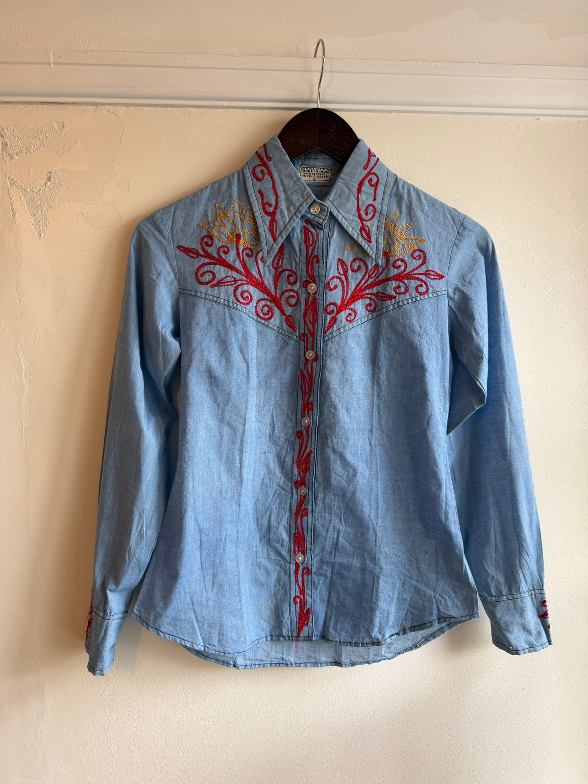 Vintage 1970s Embroidered Indian Cotton Western Shirt - Size X Small