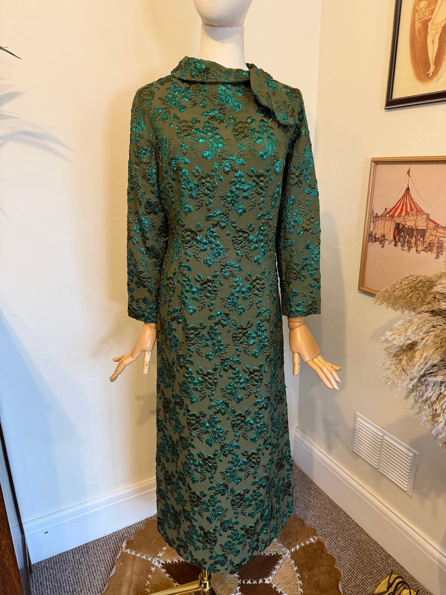Vintage 1960s Floral Green Jacquard Column Dress - Size Medium