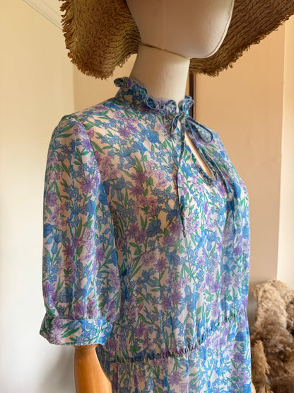 Vintage 1970s Cotton Lawn Floral Tiered Dress - Size Large