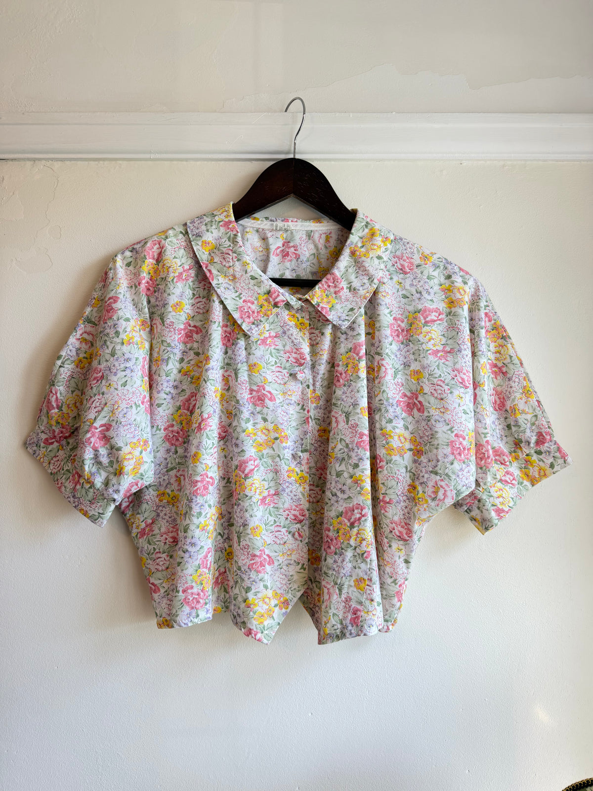 Vintage 1980s Floral Batwing Short Sleeve Blouse - Size Large