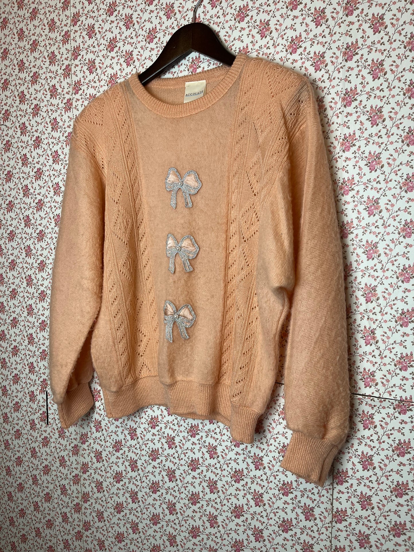 Vintage 1980s Peach Knit Jumper with Bows