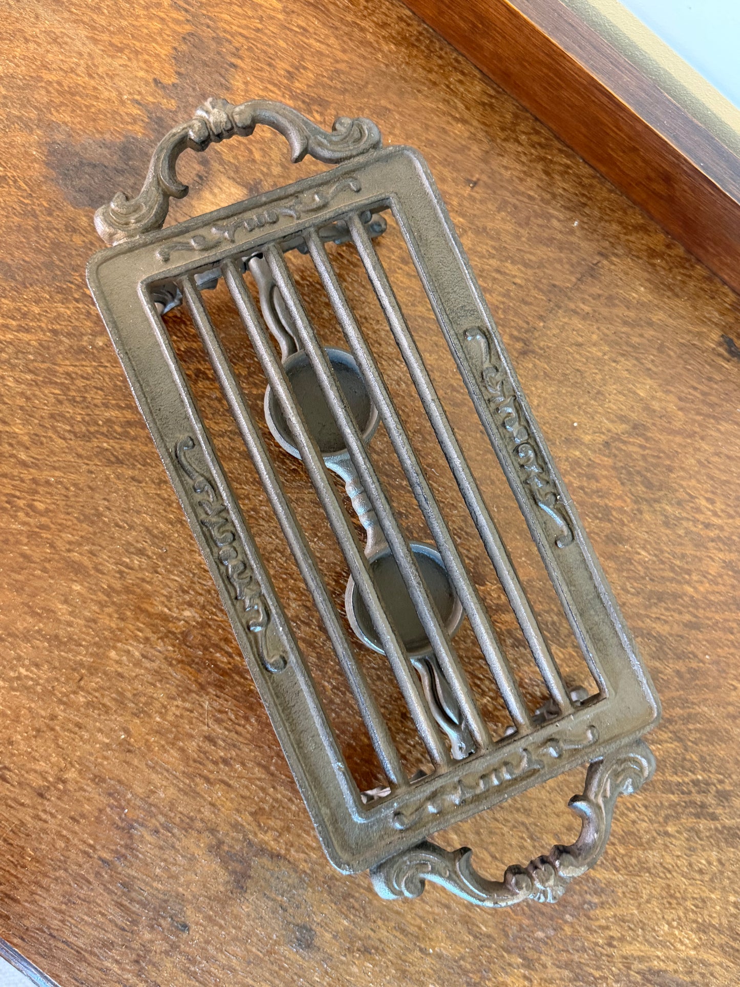 Vintage Cast Iron Tealight Food Warmer