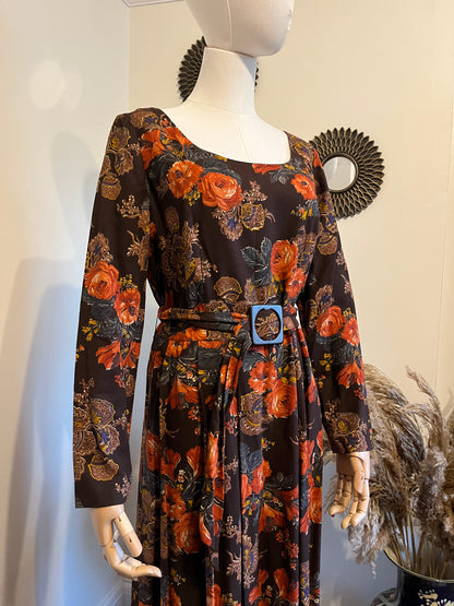 Vintage 1970s Rose Printed Scoop Neck Maxi Dress