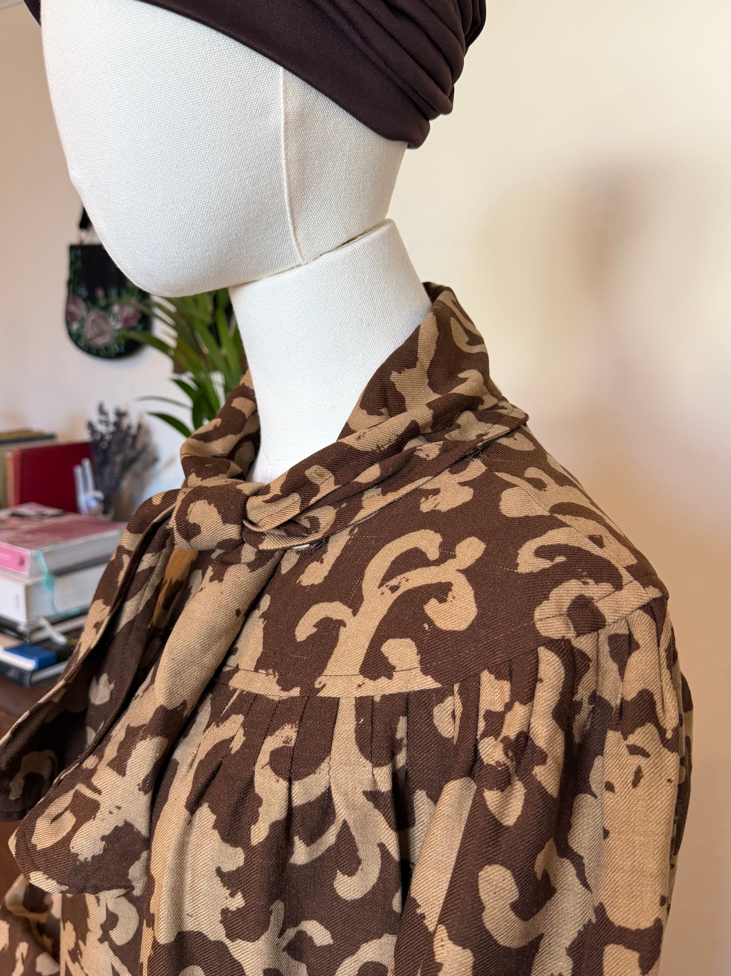 Vintage 1970s Givenchy Wool Baroque Pattern Dress - Size Medium