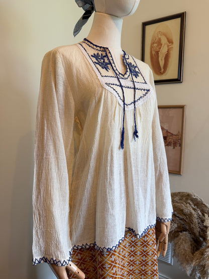 Vintage 1970s Indian Cotton Hand Embroidered Folk Blouse - Size Medium