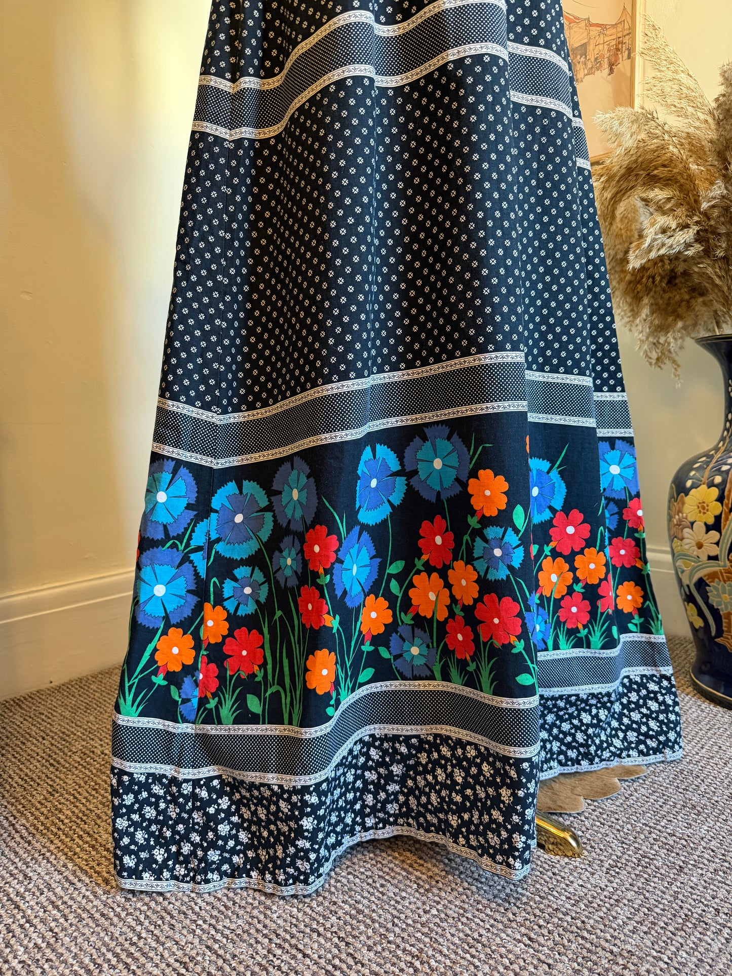 Vintage 1970s Folk Floral Cotton Maxi Dress - Size Small/Medium