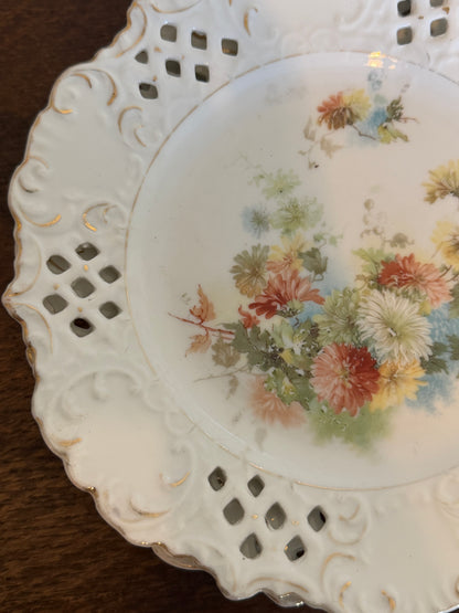 Vintage 1950s Set of 4 Vintage Reticulated Floral Dessert Plates