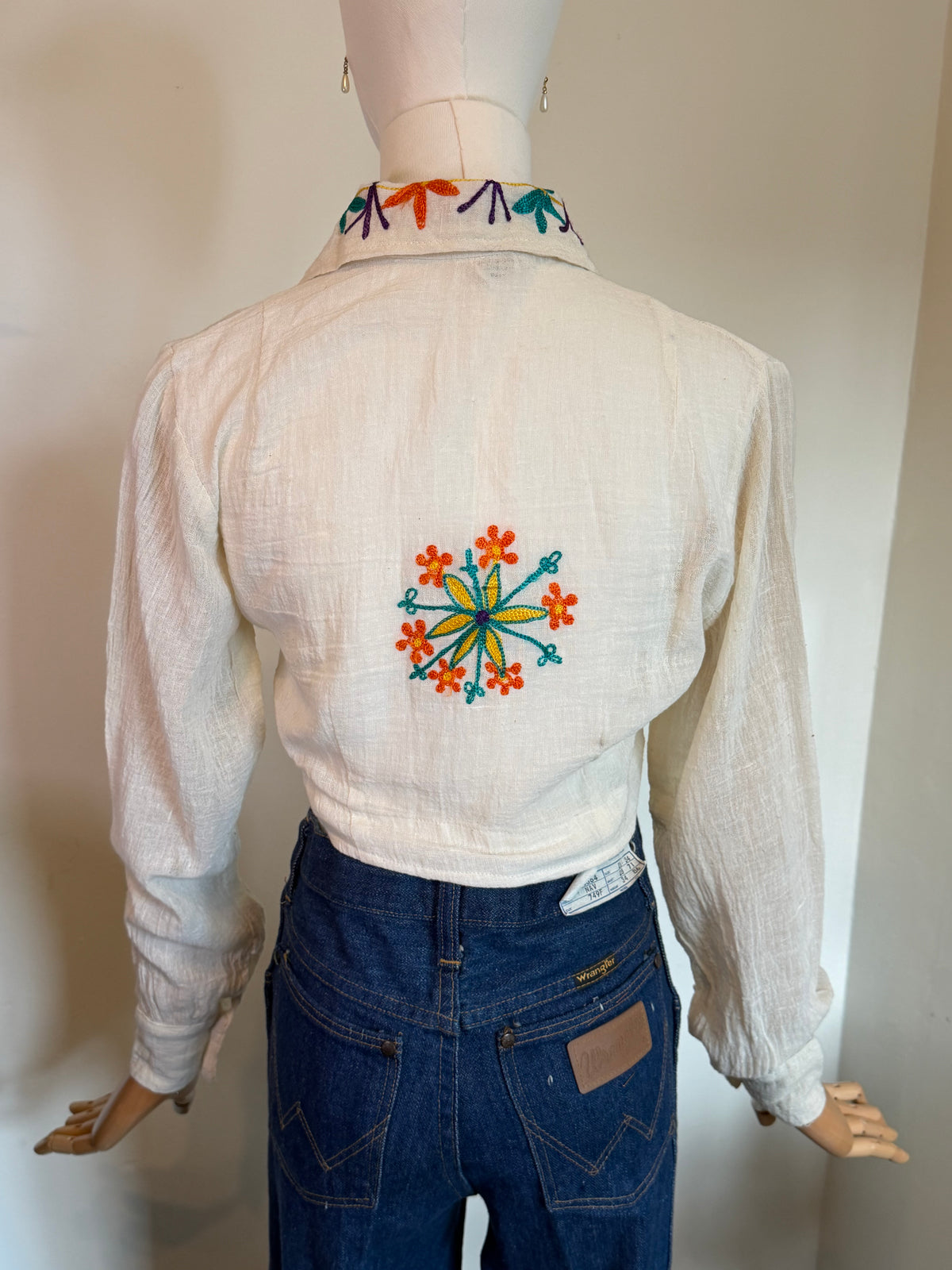 Vintage 1970s Embroidered Cotton Cropped Tie Front Blouse - Size Small