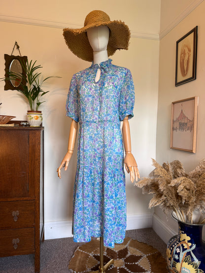 Vintage 1970s Cotton Lawn Floral Tiered Dress - Size Large