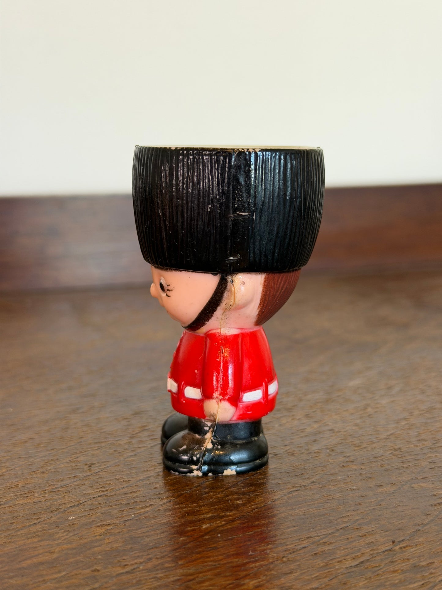 Vintage 1960s Novelty London Guardsman Egg Cup