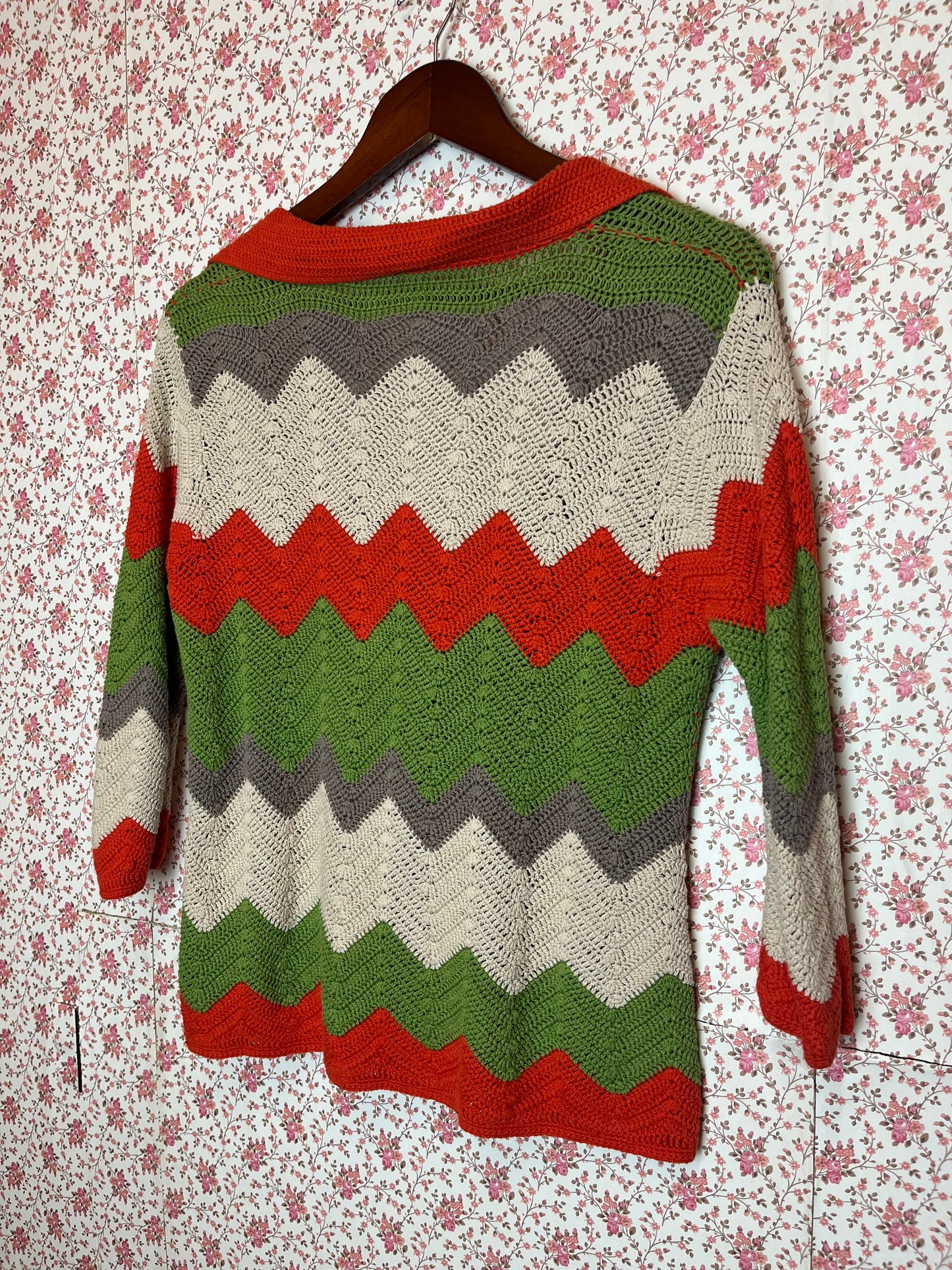 Vintage 1970s Hand Made Crochet Zig Zag Cardigan