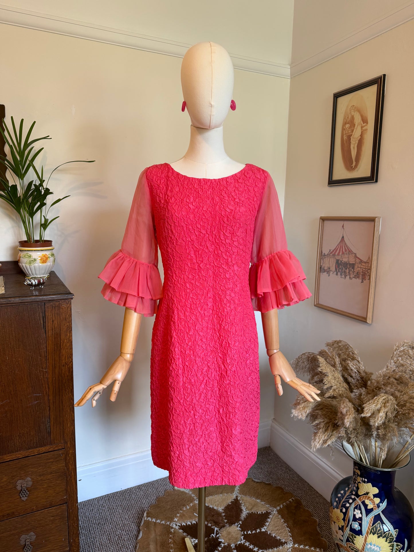 Vintage 1960s Handmade Textured Wiggle Dress - Size Medium